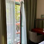 شقة 25 بودغوريتْسا