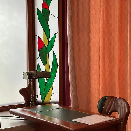 25 Apartment